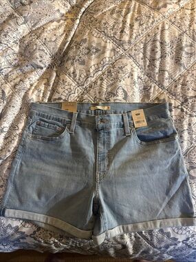Levi's Light Blue Denim Rolled-Hem Shorts